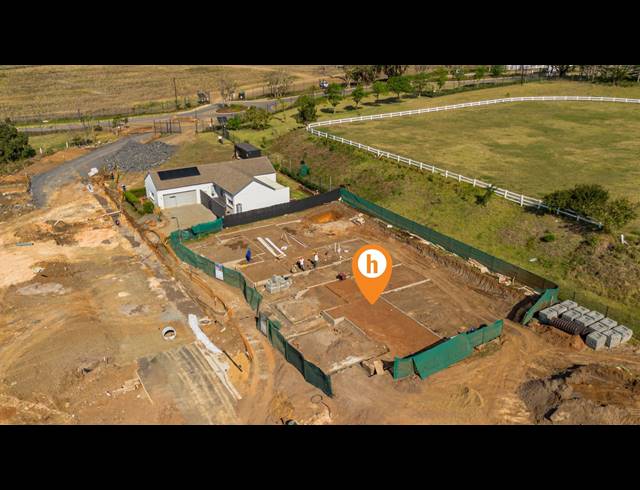 3 BEDROOM FREEHOLD FOR SALE IN LALELA ESTATE